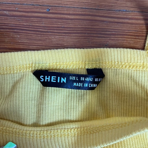 SHEIN Everyday T-Shirts - Picture 3 of 4